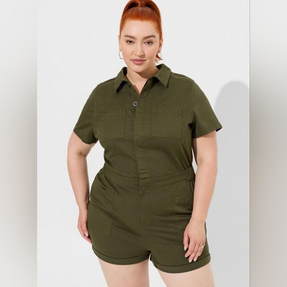 Torrid Olive Green Lightweight Twill Jumper Romper Women's Plus Size 22 NWT